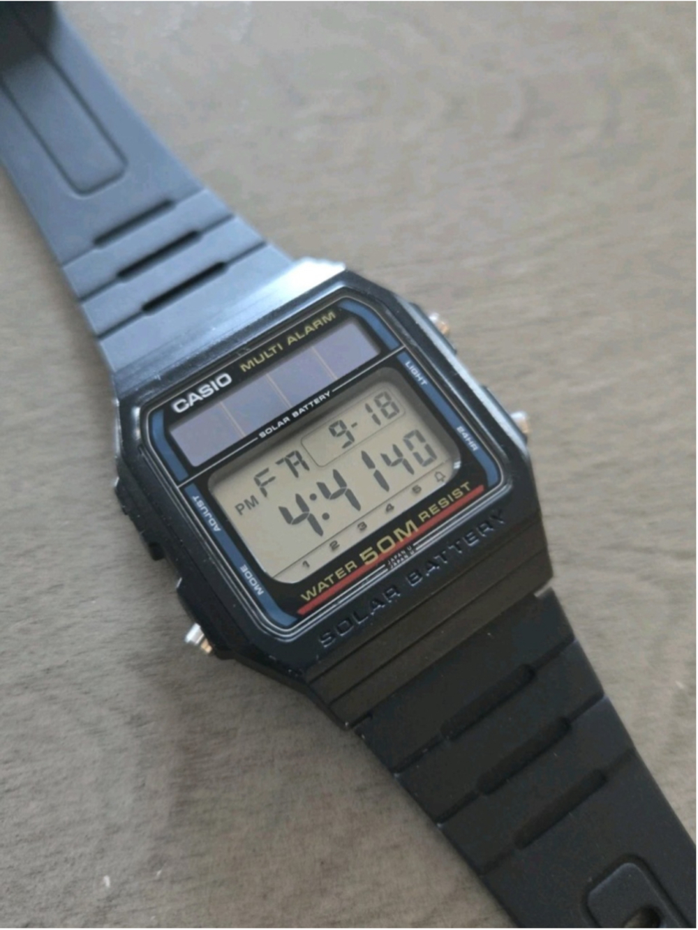 Rare Vintage Casio WL-10 Men’s Digital Solar Watch Excellent Condition Must See!